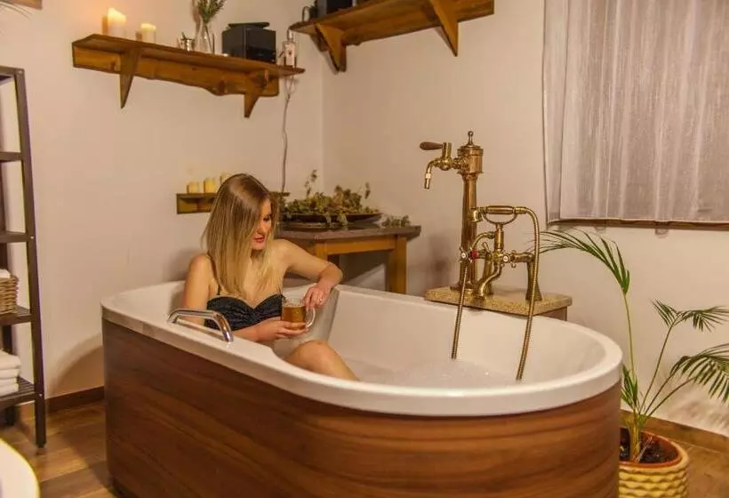 Hotelli Tři Věžičky