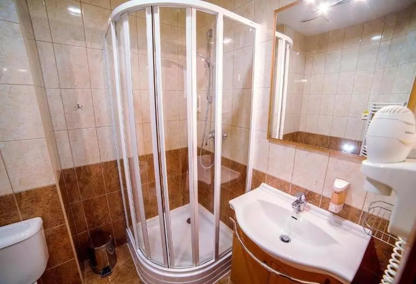 Hotelli Tři Věžičky