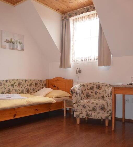 酒店 Tři Věžičky