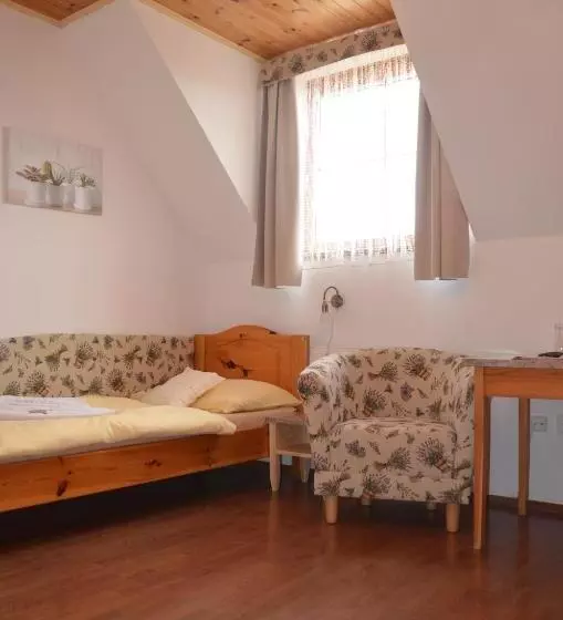 Hotelli Tři Věžičky