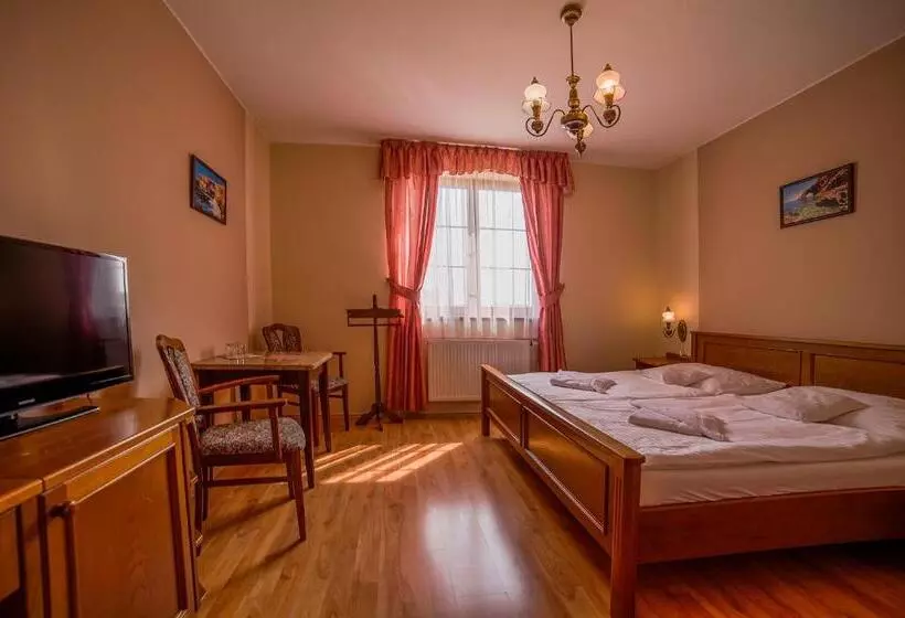 Hotelli Tři Věžičky