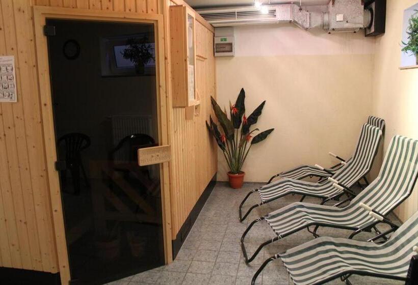 Müritz Landhotel Grüner Baum