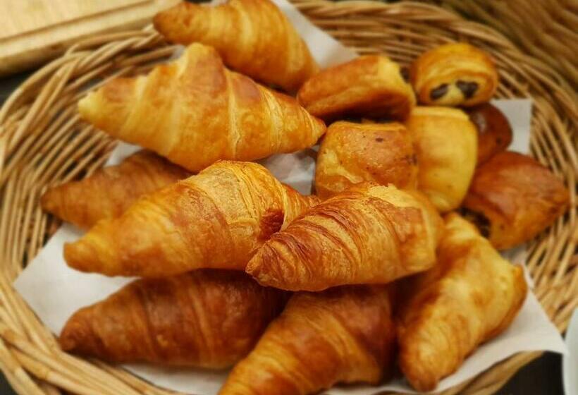 Oasis Garden & Pool Villa At Vip Resort