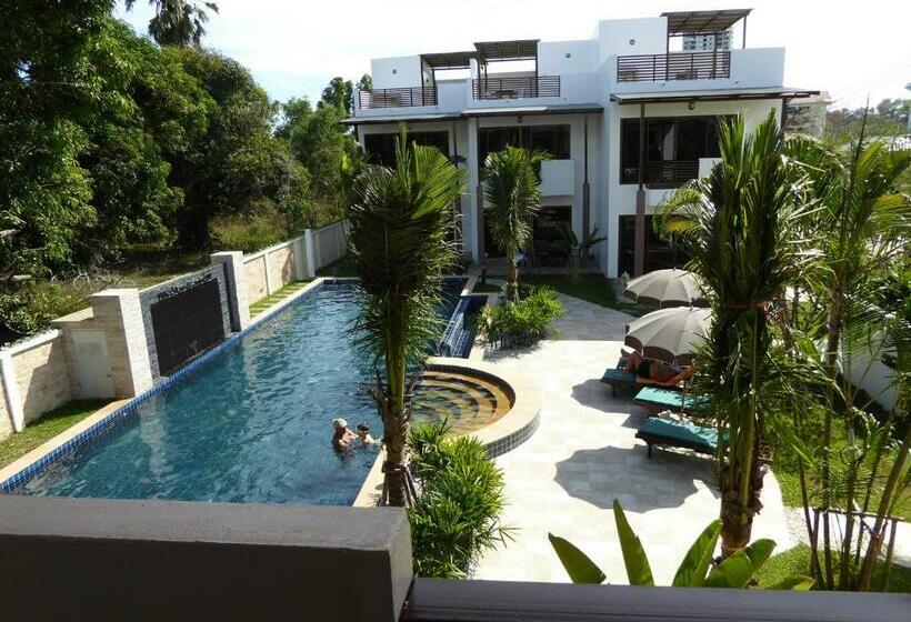 Oasis Garden & Pool Villa At Vip Resort