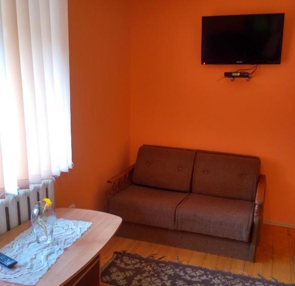 膳宿费 Dolce Vita