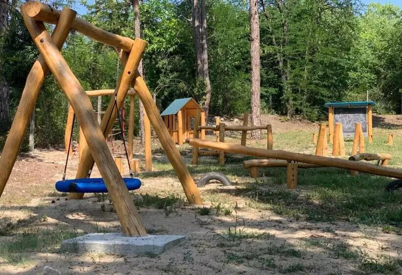 ペンション Esterra Vini Guest House