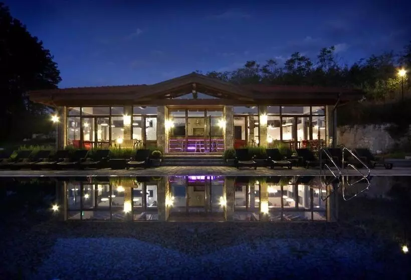 ペンション Esterra Vini Guest House