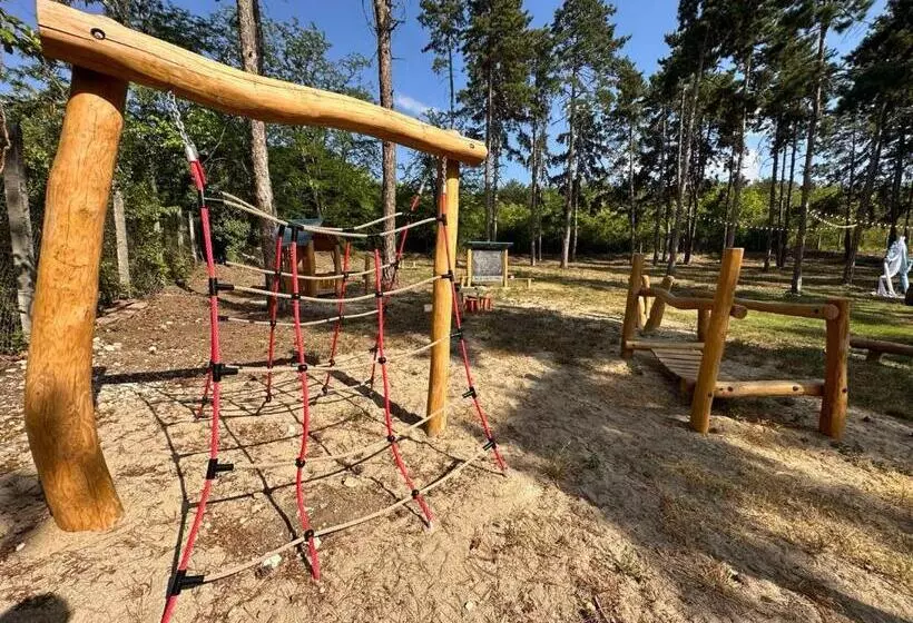 ペンション Esterra Vini Guest House