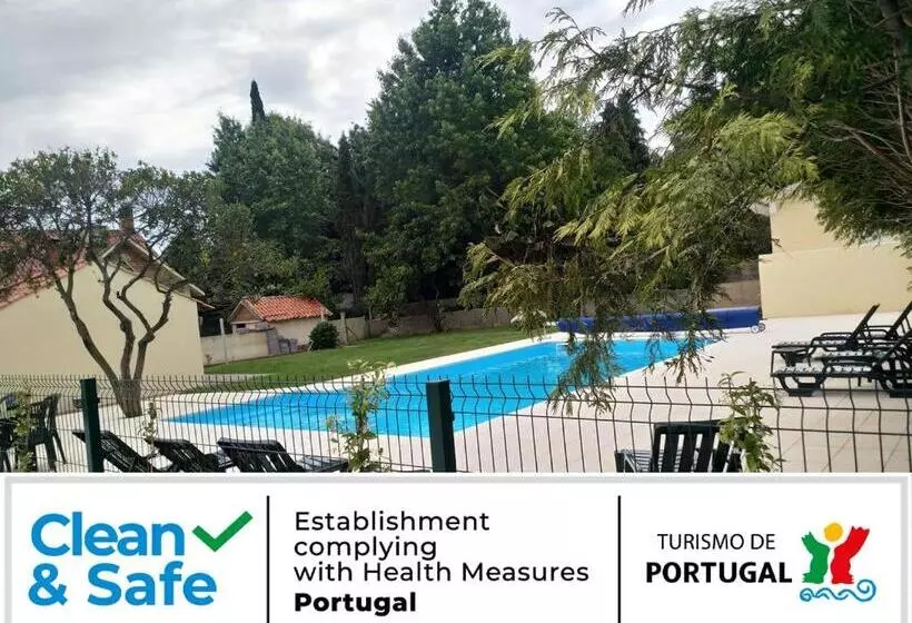 ペンション Metro Vilar Suites & Villas