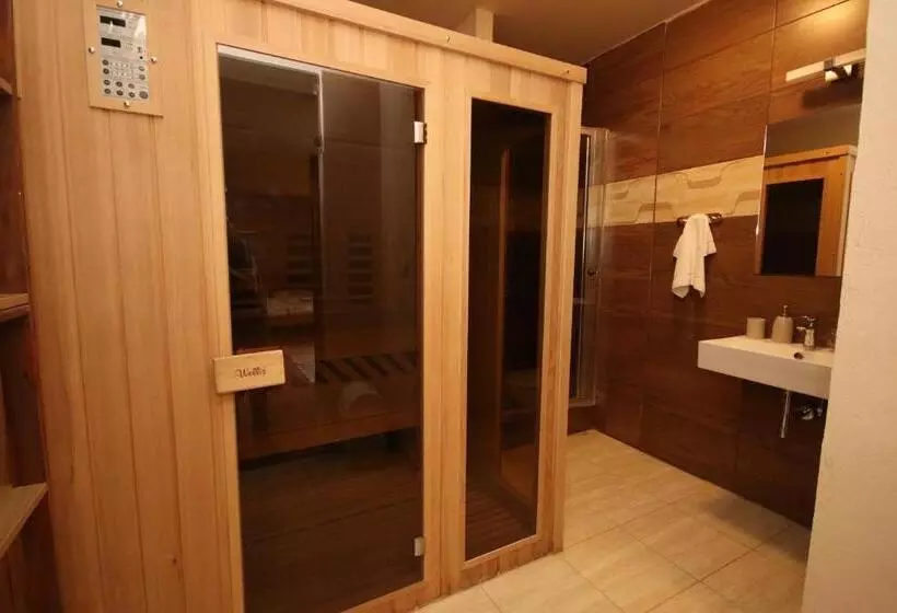 Majatalo Penzión Kállai A Vináreň