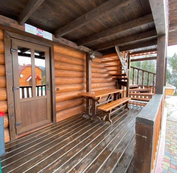 פנסיון Plavianska Sadyba