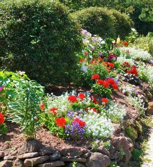 Retkeilymaja Ned S Landing At Spry Point And The Barn At Spry Point