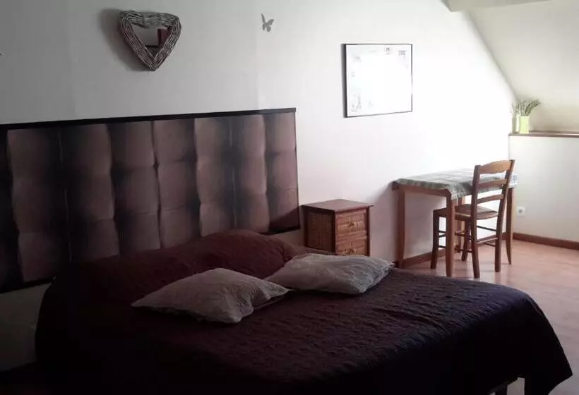 Aamiaismajoitus (B&B) Au Gallodrome Maison D Hôtes Et Table D Hôtes En Estaminet Privé
