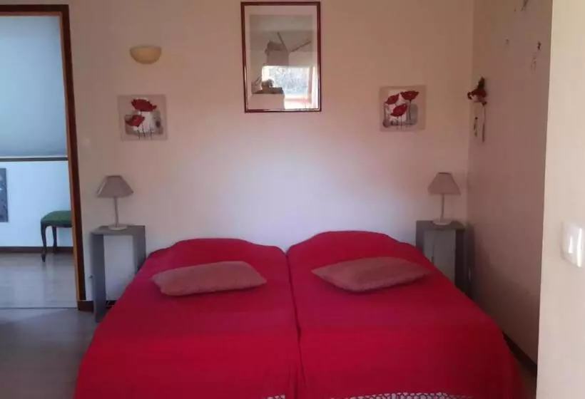 Aamiaismajoitus (B&B) Au Gallodrome Maison D Hôtes Et Table D Hôtes En Estaminet Privé