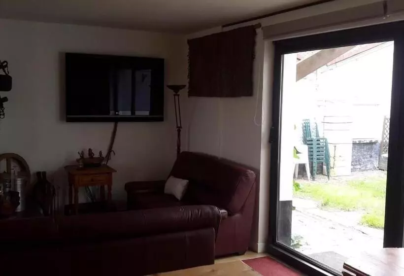 Aamiaismajoitus (B&B) Au Gallodrome Maison D Hôtes Et Table D Hôtes En Estaminet Privé