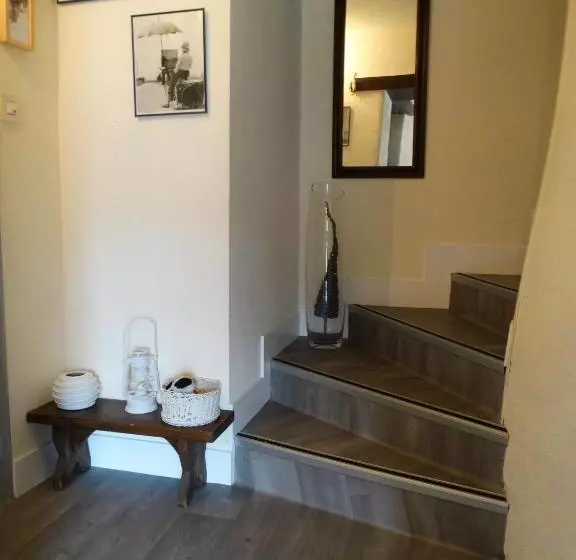 Aamiaismajoitus (B&B) Chambres D'hôtes De La Ferme Auberge De Mésauboin