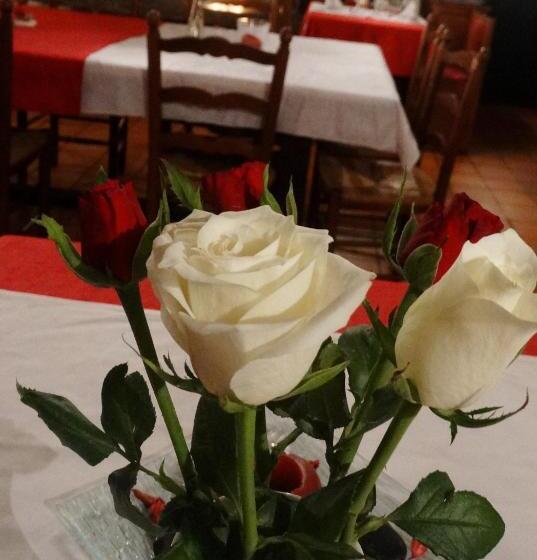مبيت وإفطار Chambres D'hôtes De La Ferme Auberge De Mésauboin