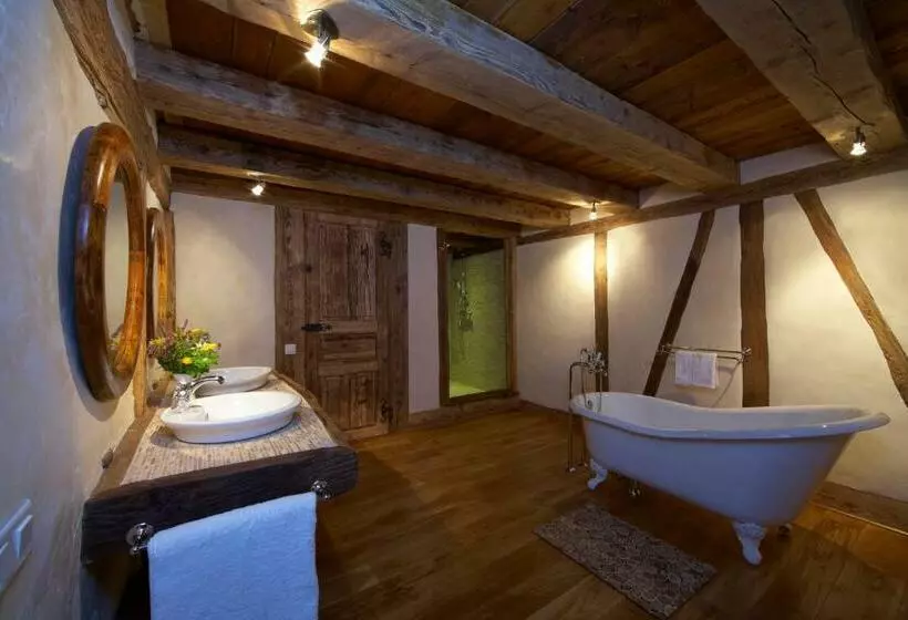 Aamiaismajoitus (B&B) La Maison D'artgile