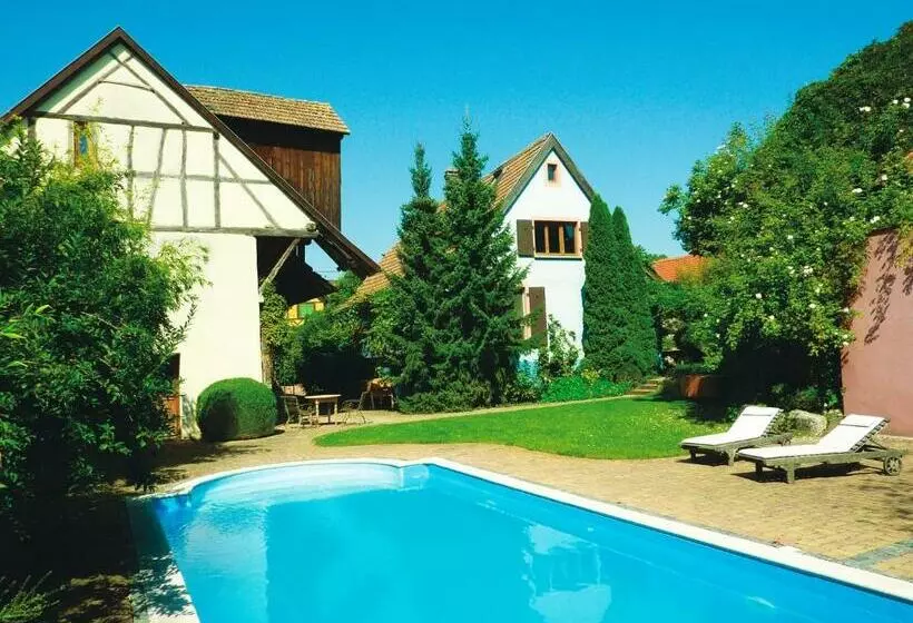 Aamiaismajoitus (B&B) La Maison D'artgile