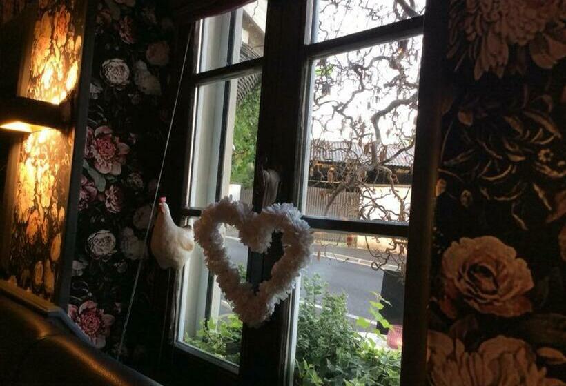 Bed and Breakfast La Maison D'artgile