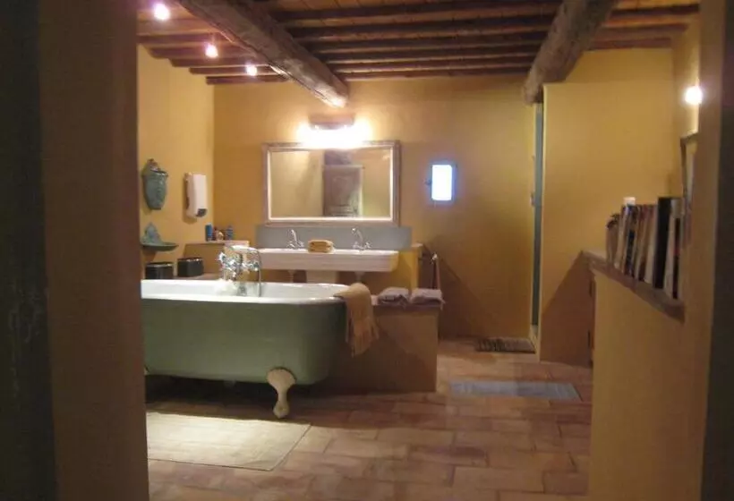 Aamiaismajoitus (B&B) Mas Du Moutet