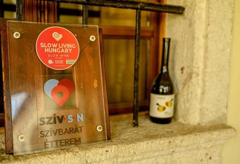 민박 Barka Galéria Hotel és étterem