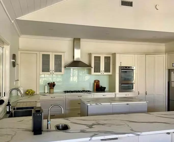 ベッドアンドブレックファースト Yanada