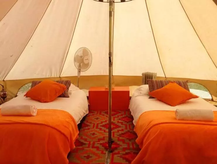 ベッドアンドブレックファースト Yanada