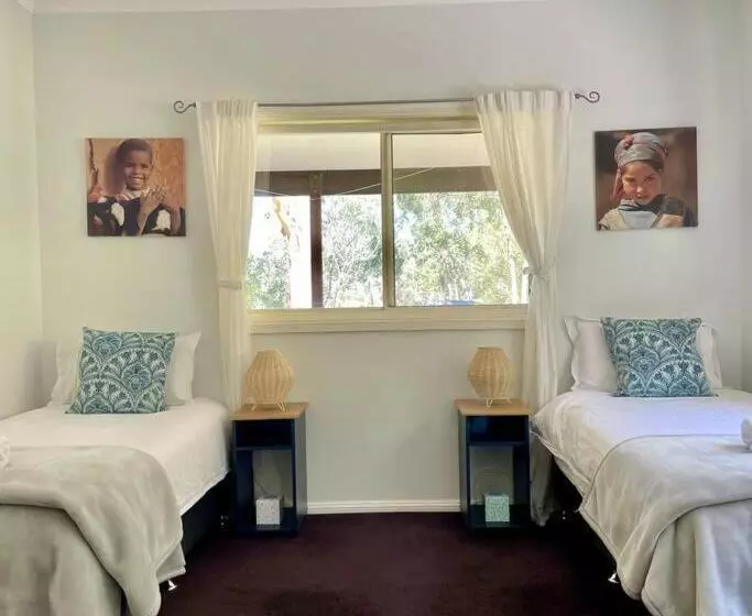 ベッドアンドブレックファースト Yanada