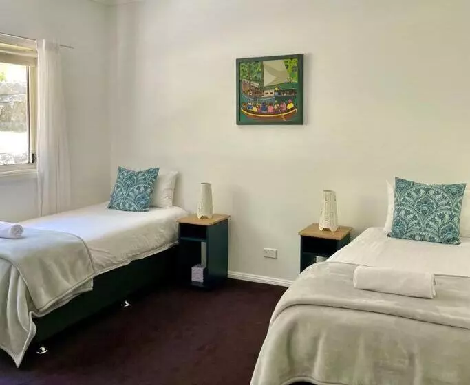 ベッドアンドブレックファースト Yanada