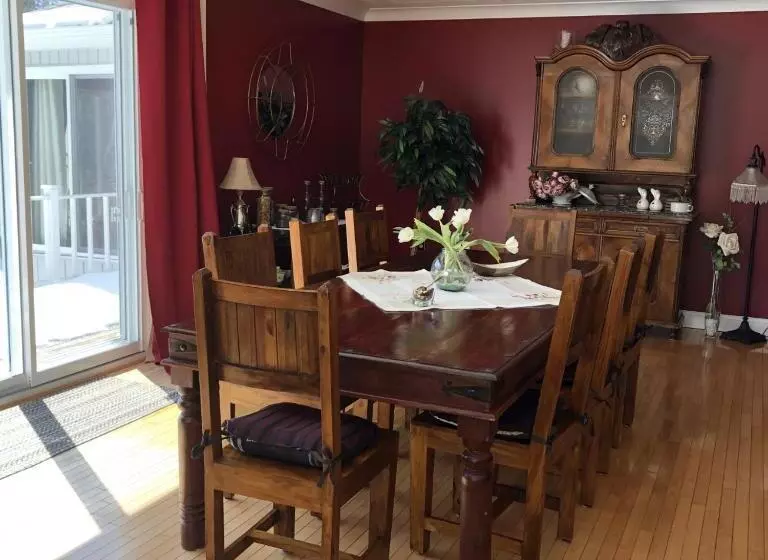 Forest & Lake Pei Bed & Breakfast