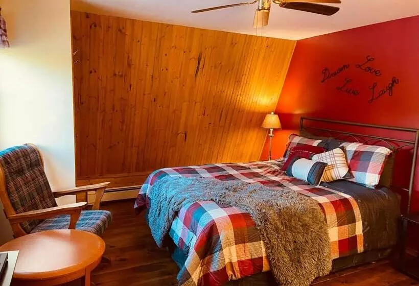 Forest & Lake Pei Bed & Breakfast