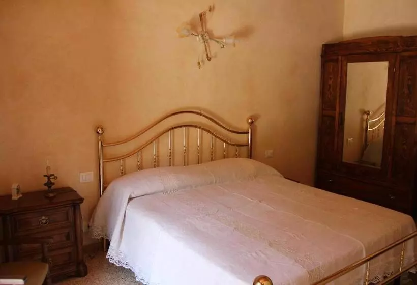 ホテル Agriturismo Le Paicciole
