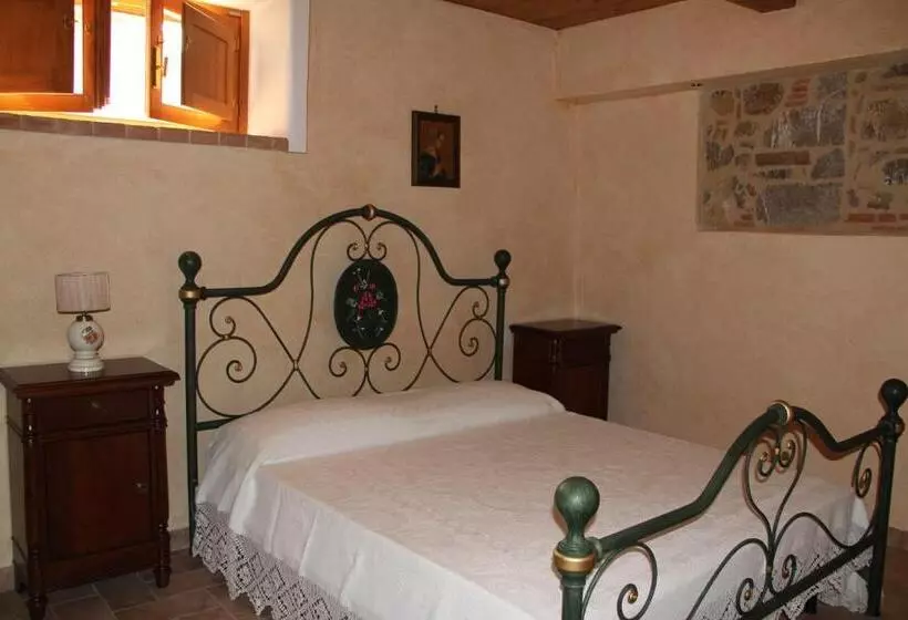 ホテル Agriturismo Le Paicciole