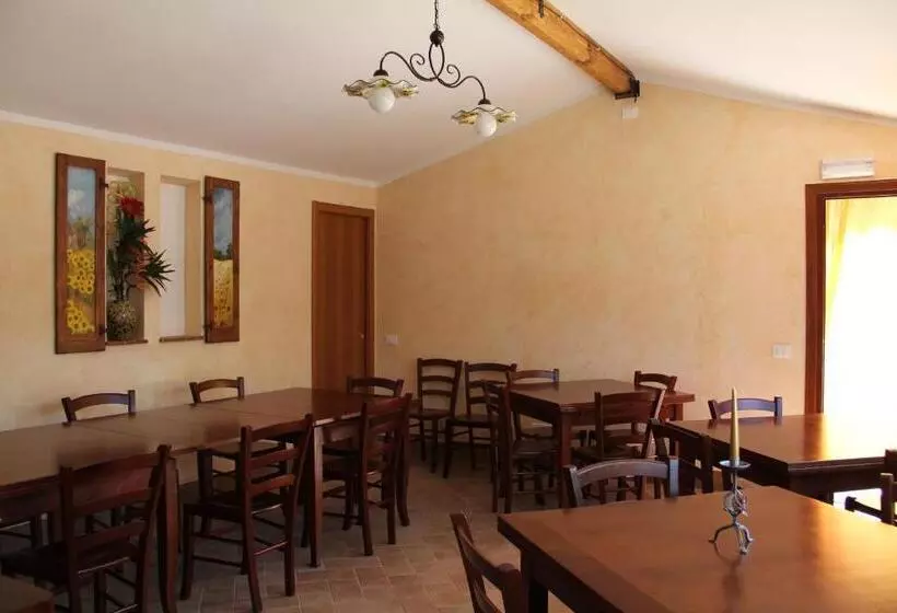 ホテル Agriturismo Le Paicciole