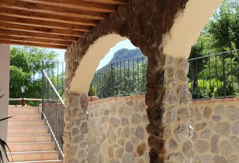 ホテル Agriturismo Le Paicciole