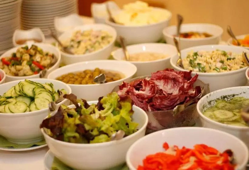 Hotelli Gasthof Zur Post