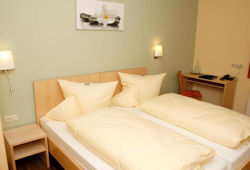 Отель Gasthof Zur Post