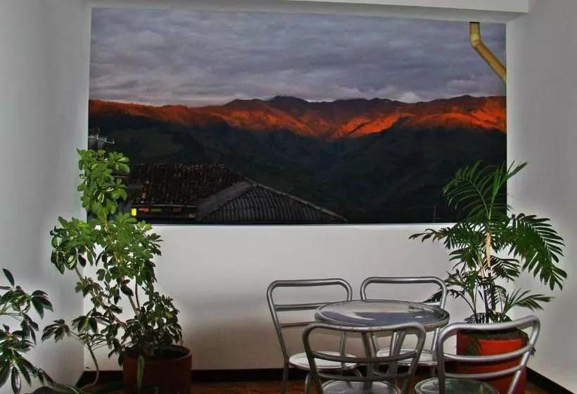 ホテル Hospedaje Casa Real