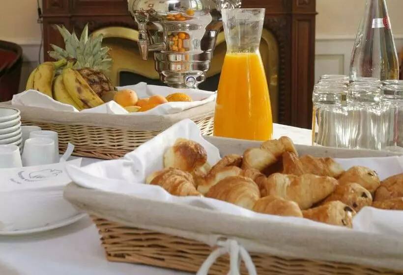 Hotelli Hôtel L'annexe