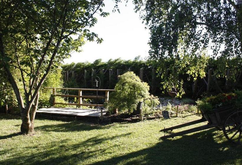 Отель La Boîte à Sel