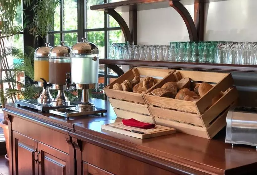 Hotelli Resort Malevil