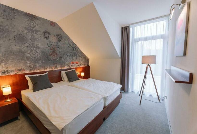 Отель Vadvirág Panzió