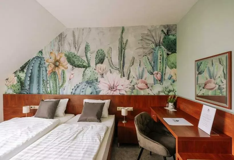 Hotelli Vadvirág Panzió