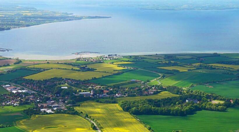 펜션 Restaurant Faehr Cafe