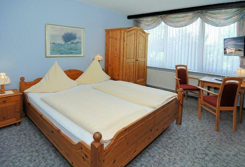 펜션 Restaurant Faehr Cafe