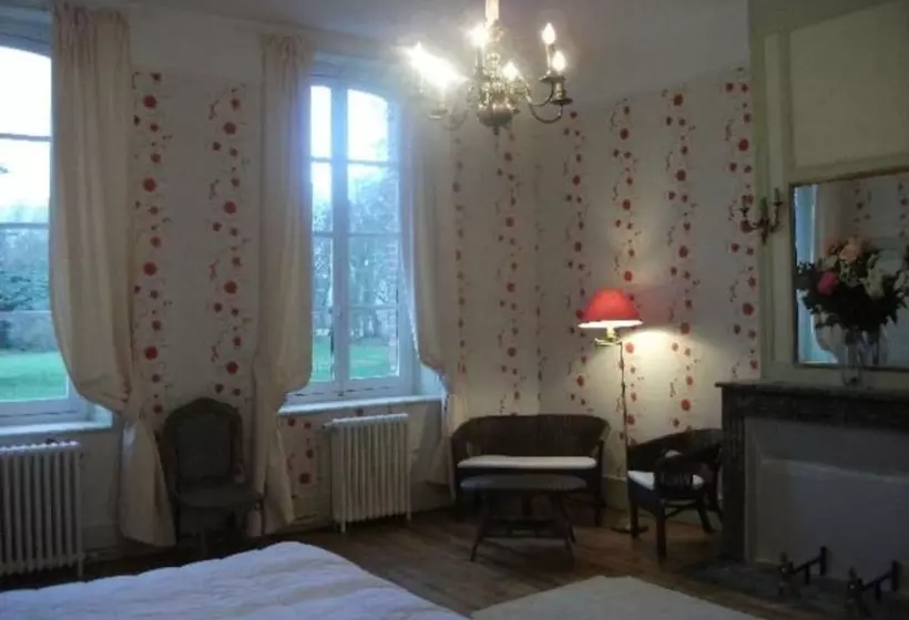 ペンション Château De Yaucourt Bussus