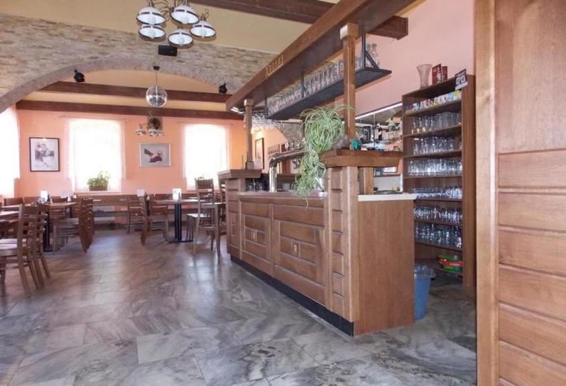 بنسيون Kájovská Hospoda