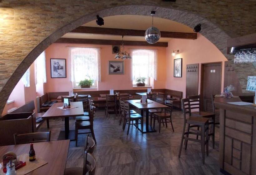 بنسيون Kájovská Hospoda