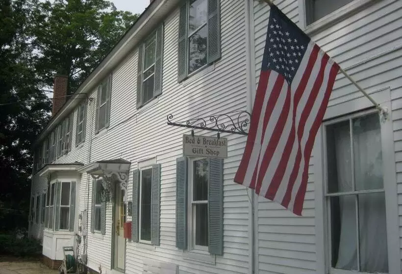 The Bridges Inn At Whitcomb House B&b